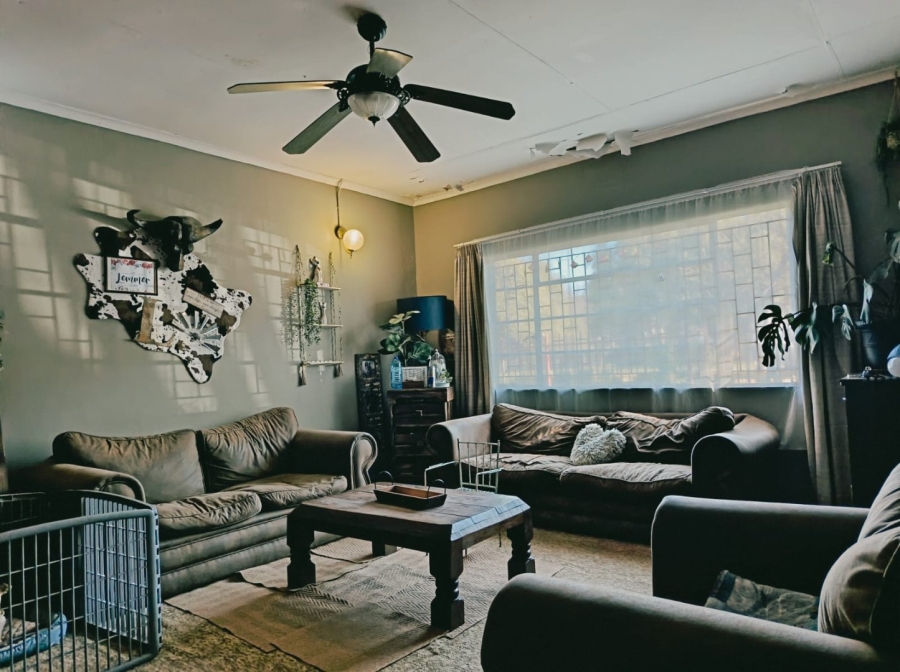 3 Bedroom Property for Sale in Leeudoringstad North West